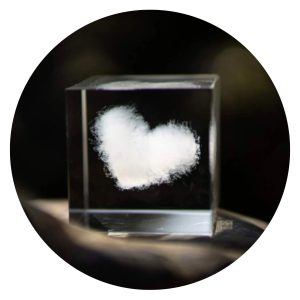 Liefdevol wolkje in glas