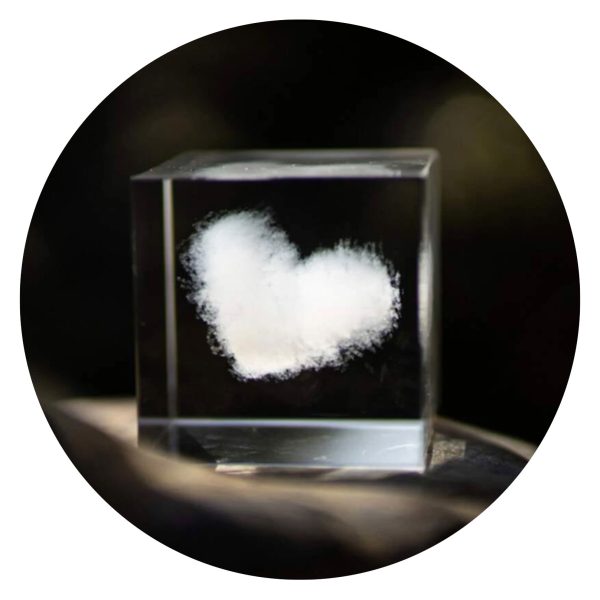 Liefdevol wolkje in glas