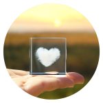 Wolkje in glas zonsondergang