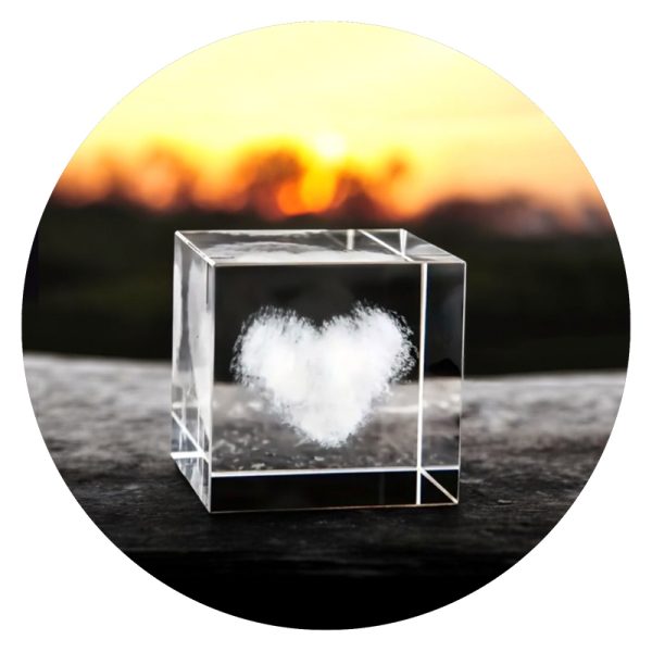 Wolkje in glas zonsondergang