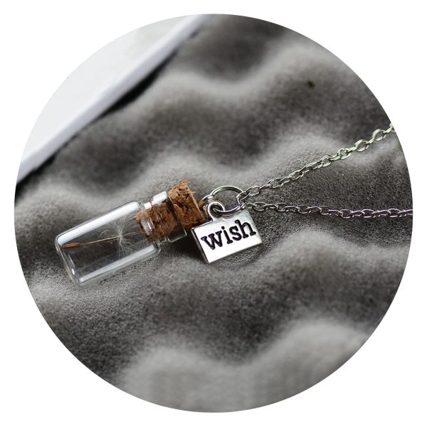 Ketting flesje met 1 pluisje