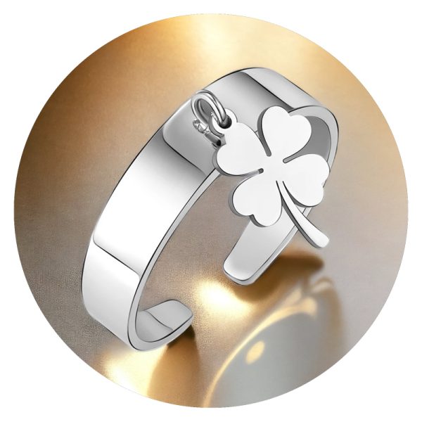 Ring met los klavertje