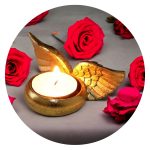 Goudkleurig lichtje met vleugeltjes