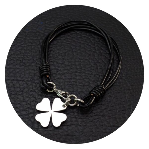 Leren armband met stalen klaver vier