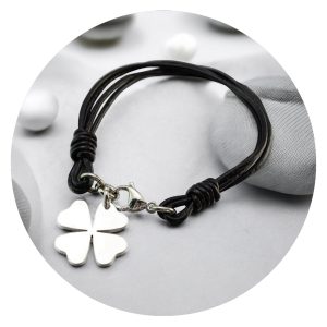 Leren armband met stalen klaver vier