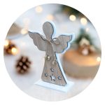 Houten engeltje met belletjes