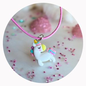Roze veterketting met eenhoorn