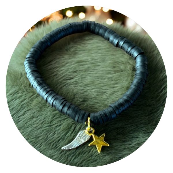 Armband Platte kraal met ster en vleugels