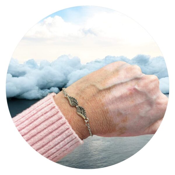 Armband met vleugels