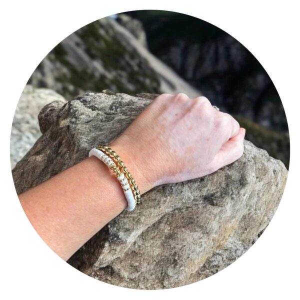 Armband set goud en platte witte kraal