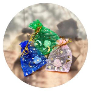 Lief zakje met hartvormig kristal