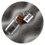 Ketting Flesje met paardenbloempluis