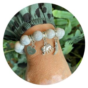 Gemarmerde armband met olifant