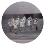 Glazen engeltjes met gekleurd kristal