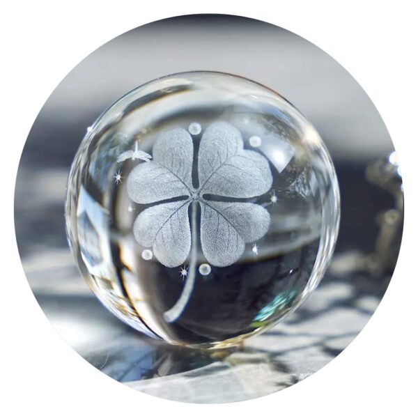 Klavertje vier in bol