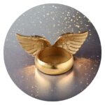 Goudkleurig lichtje met vleugeltjes