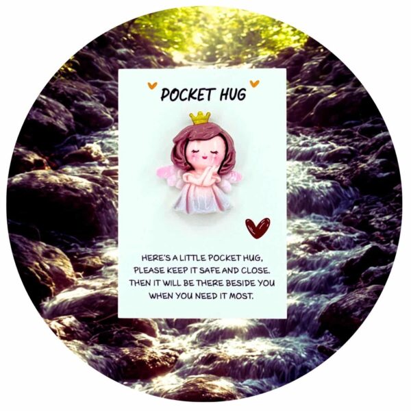 pocket hug engeltje bruin haar