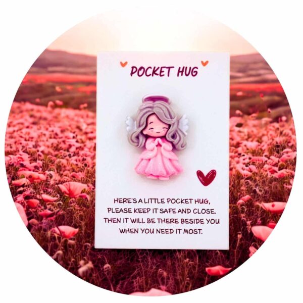 pocket hug engeltje roze jurk