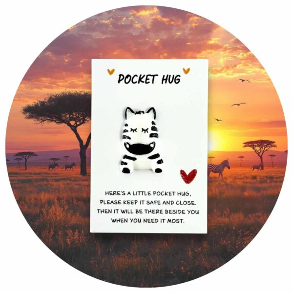 Pocket Hug knuffelzebra engelse tekst