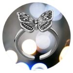 Ring met prachtige vlinder