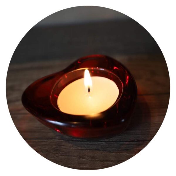 Rood glazen hart met lichtje