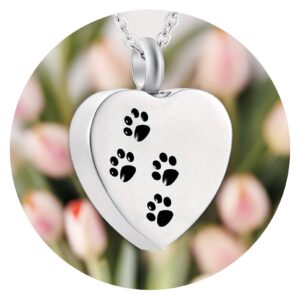 Urnketting met pootafdrukken