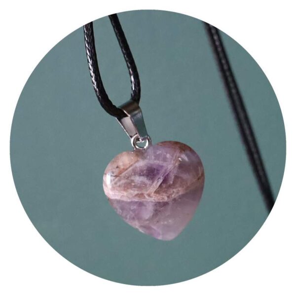 Veterketting met hartvormige steen