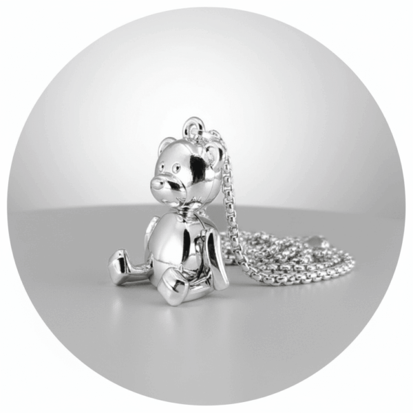 Halsketting met teddybeer zijaanzicht