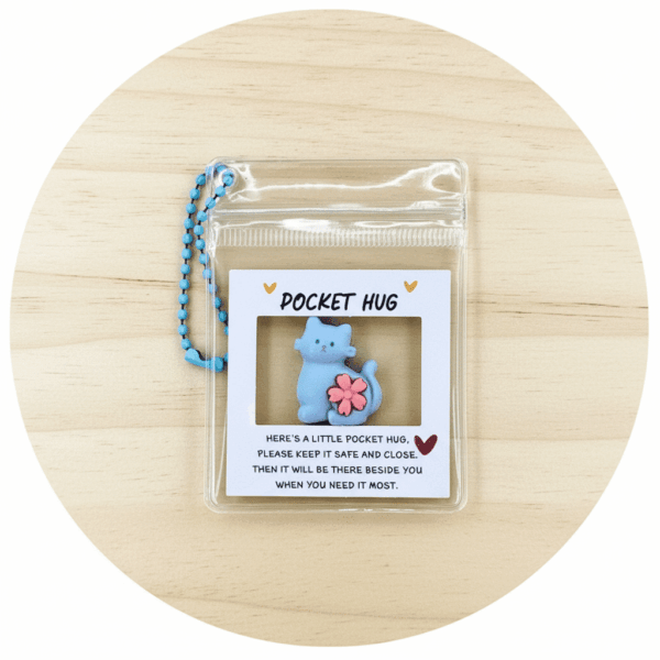 Pocket Hug sleutelhanger blauw katje